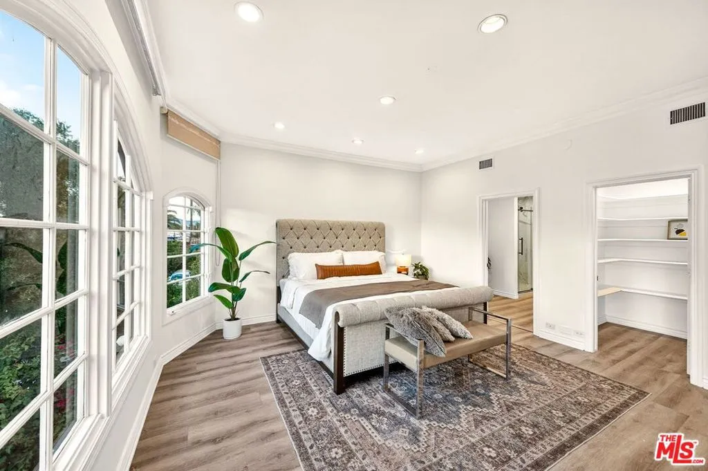 5514 Sylvia Avenue, Tarzana, California 91356 home-pic-45